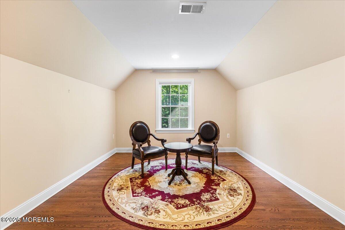 7 Highpoint Road Holmdel, NJ 07733 - Photo 28 of 61 Primary Sitting Room/Potential Closet
