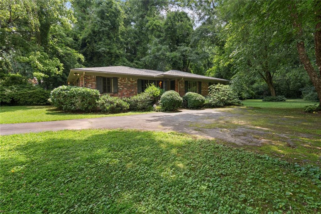 129 Parkside Circle Decatur, GA 30030 - Photo 2 of 62