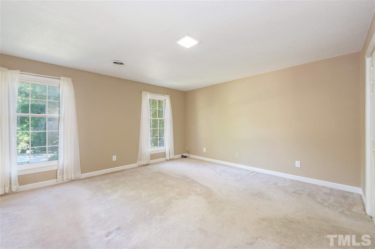 8312 Castine Court Raleigh, NC 27613 - Photo 12 of 24
