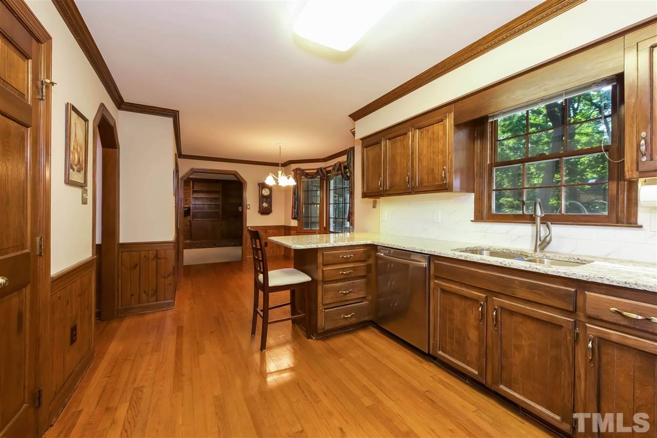 8312 Castine Court Raleigh, NC 27613 - Photo 8 of 24