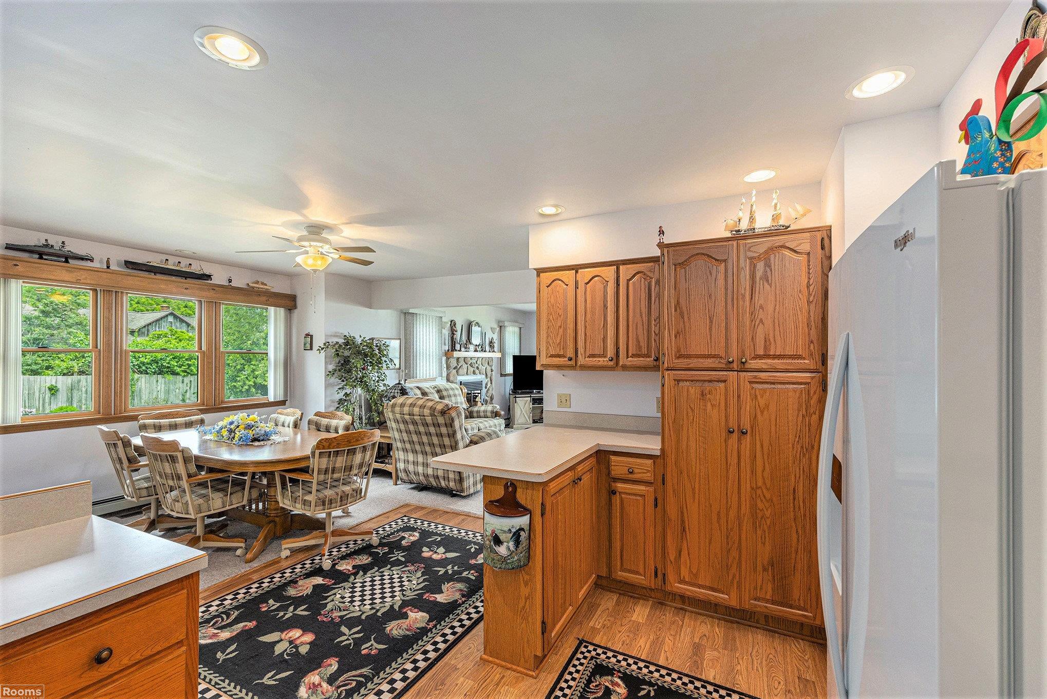4145 South Lake Shore Road Harbor Beach, MI 48441 - Photo 14 of 67 50146126-d456be69-bd21-42f6-877b-5db2fed9b3ec.JPG