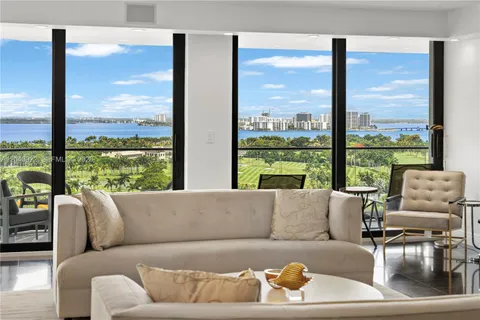$1,799,000 | 5500 Collins Avenue, Unit 1902, Miami Beach, FL 33140