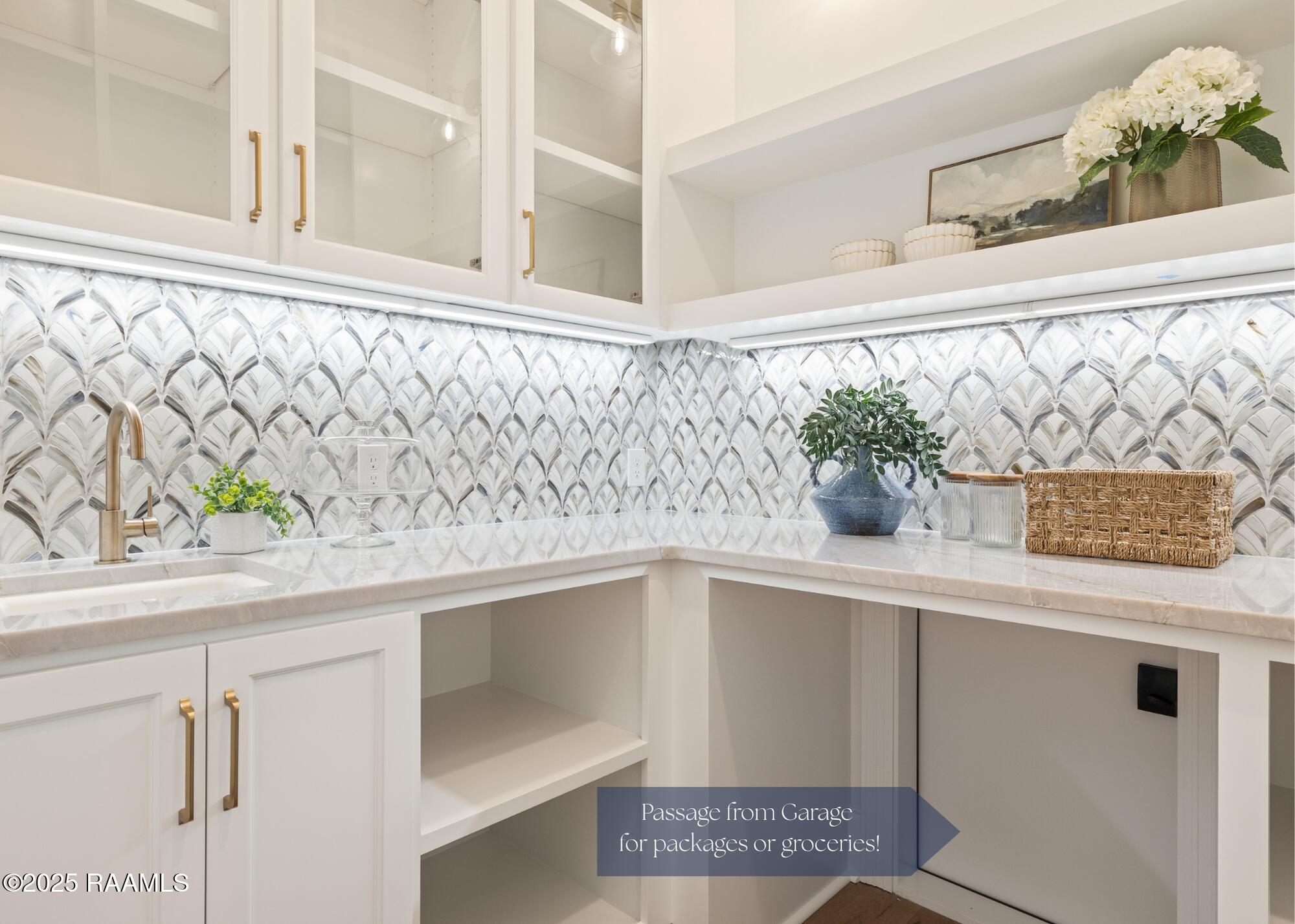 221 Rue De La Rochelle Broussard, LA 70518 - Photo 18 of 54 221 Rue De La Rochelle-17a