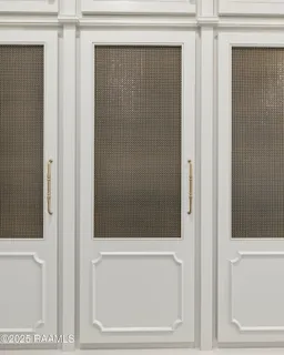 $890,000 | 221 Rue De La Rochelle, Broussard, LA 70518