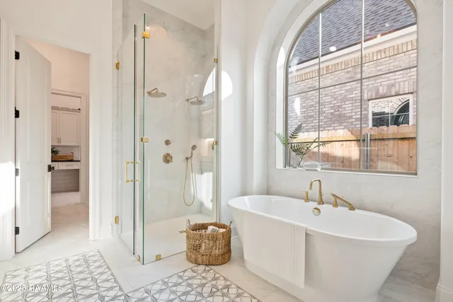 $890,000 | 221 Rue De La Rochelle, Broussard, LA 70518