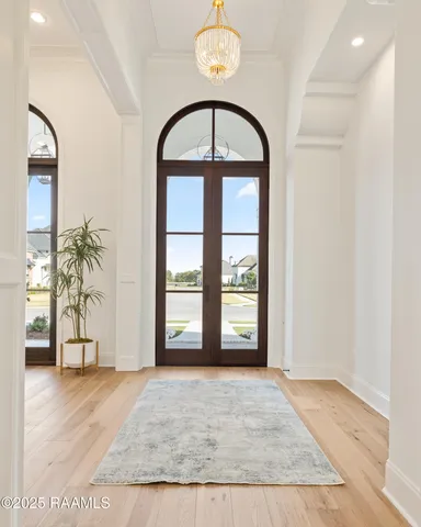 $890,000 | 221 Rue De La Rochelle, Broussard, LA 70518