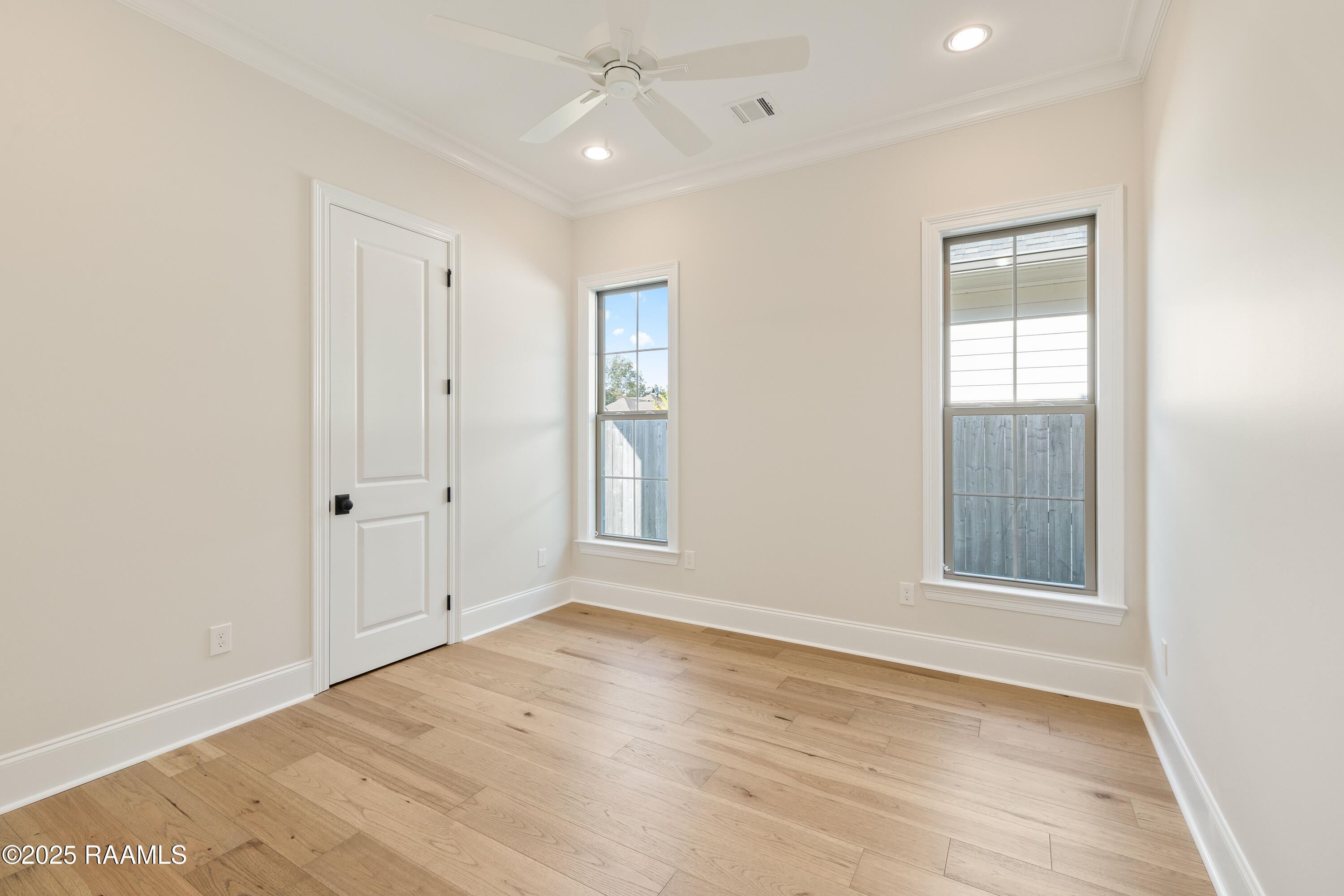 221 Rue De La Rochelle Broussard, LA 70518 - Photo 34 of 54 221 Rue De La Rochelle-23