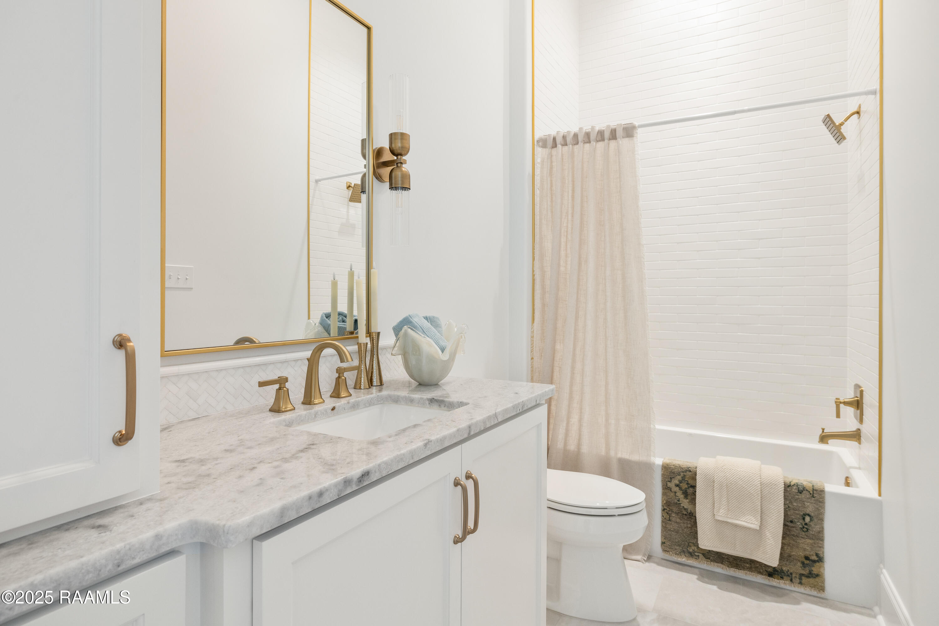 221 Rue De La Rochelle Broussard, LA 70518 - Photo 35 of 54 221 Rue De La Rochelle-41