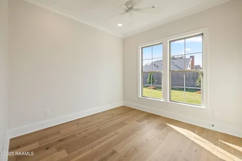 $890,000 | 221 Rue De La Rochelle, Broussard, LA 70518