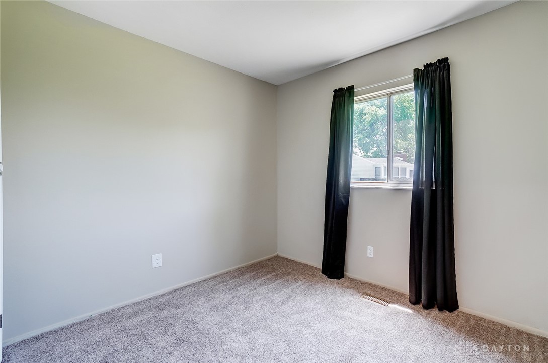 2945 Brewster Court Springfield, OH 45503 - Photo 24 of 38