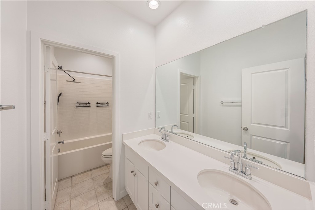 177 Frame Irvine, CA 92618 - Photo 15 of 40