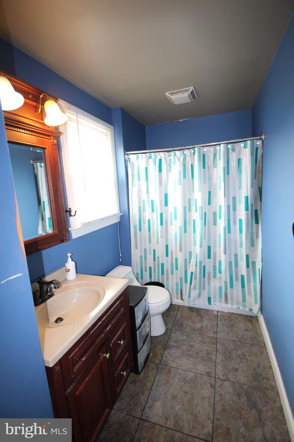 21 Rivanna Road New Castle, DE 19720 - Photo 18 of 21 Main Bathroom
