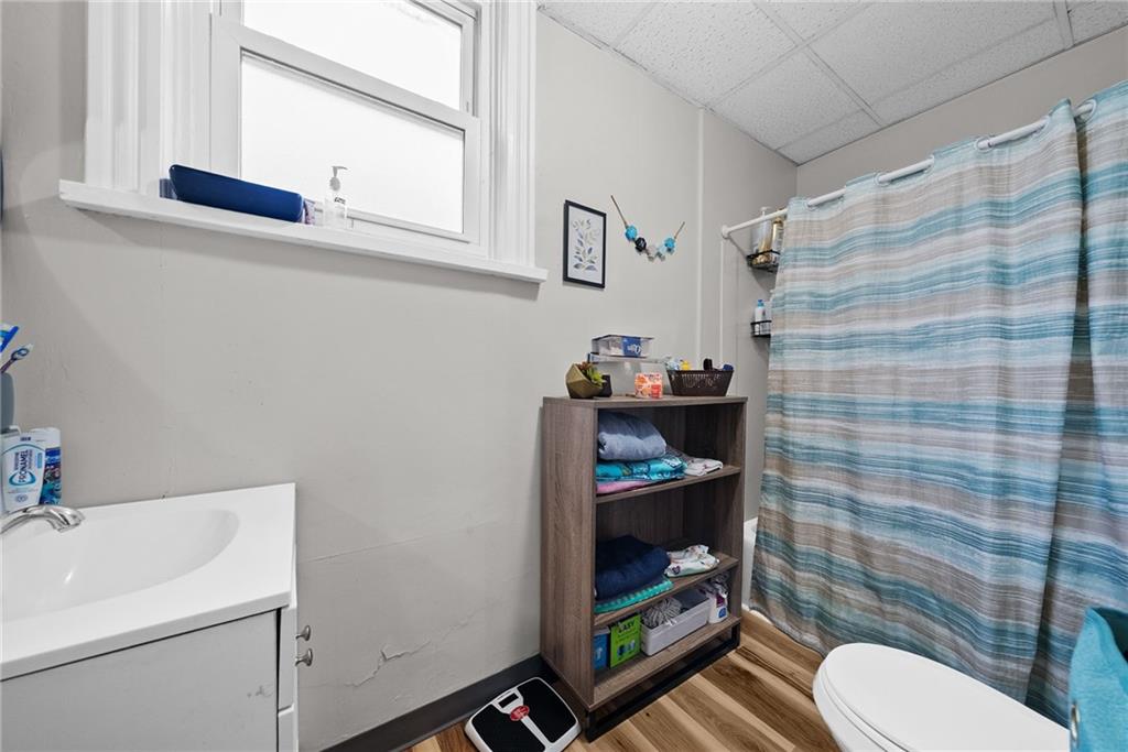 107 Dickman Street Carnegie, PA 15106 - Photo 34 of 47 a bathroom with a sink toilet and a shower