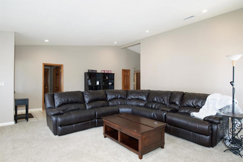 23509 Barona Mesa Road Ramona, CA 92065 - Photo 6 of 34 a living room with furniture