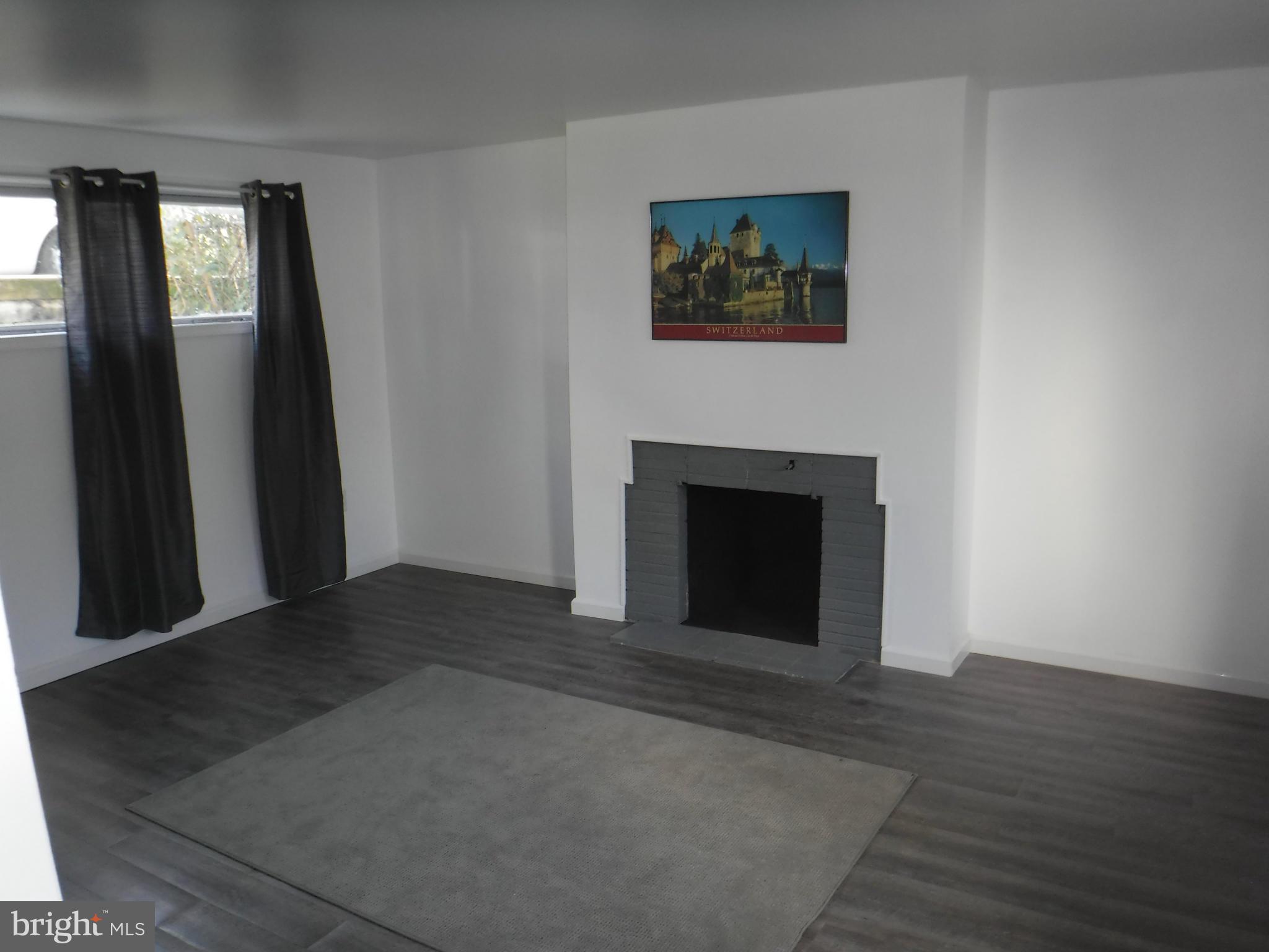11300 Marbern Road Hagerstown, MD 21740 - Photo 21 of 26 BRIGHT Family Room