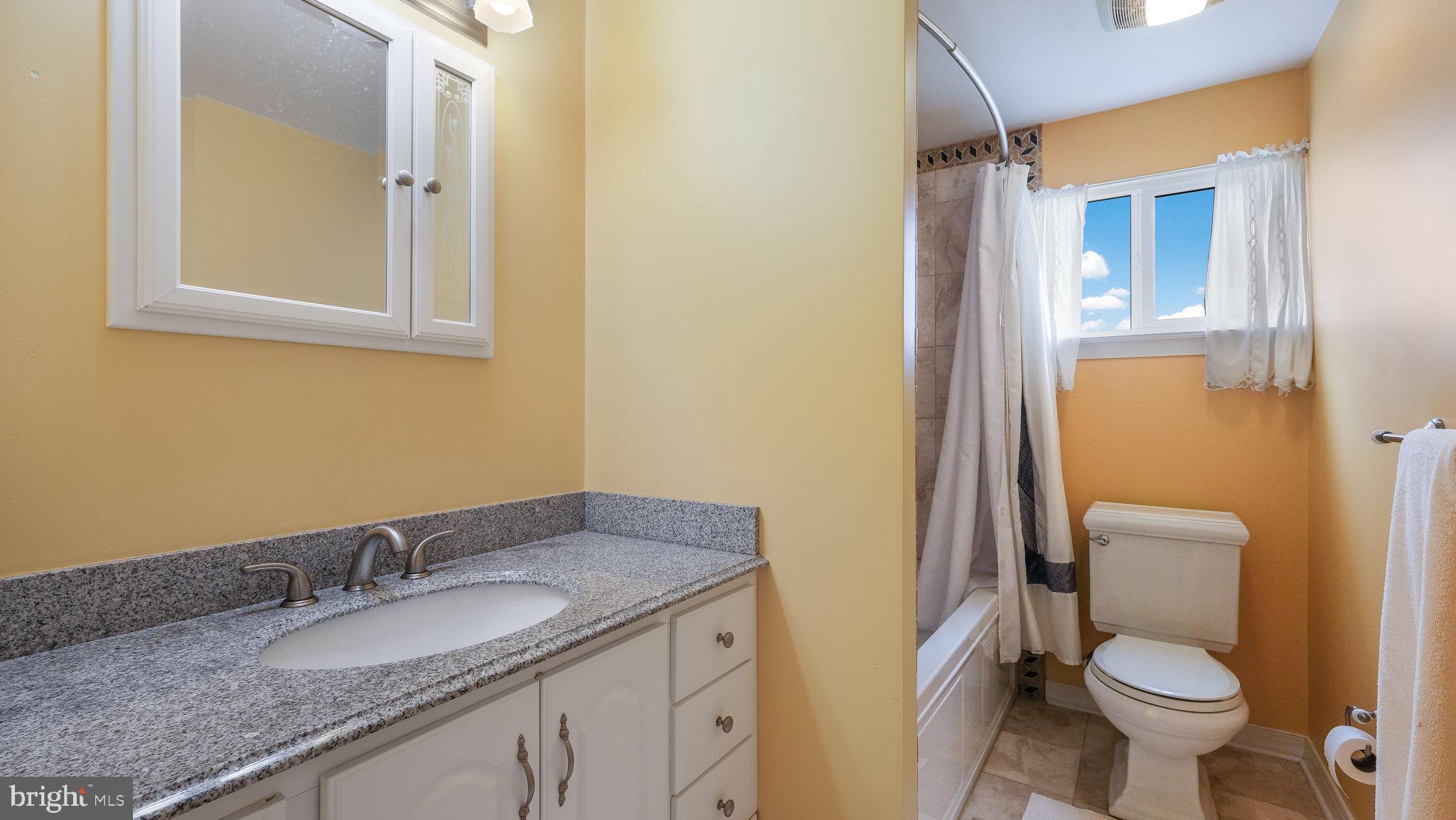 1051 Valley Road Warminster, PA 18974 - Photo 14 of 20 HALLWAY FULL BATHROOM