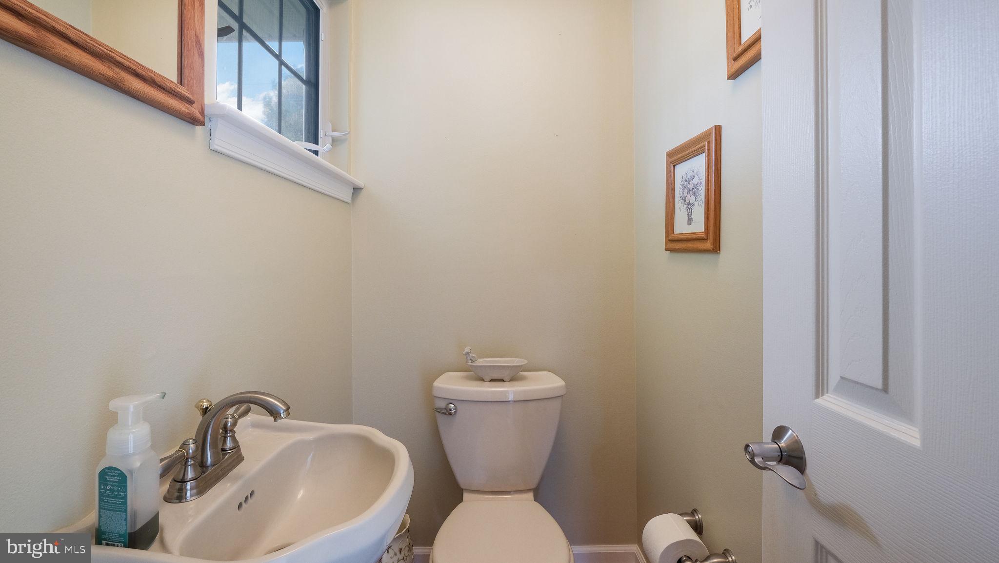 1051 Valley Road Warminster, PA 18974 - Photo 8 of 20 FIRST FLOOR POWDER ROOM