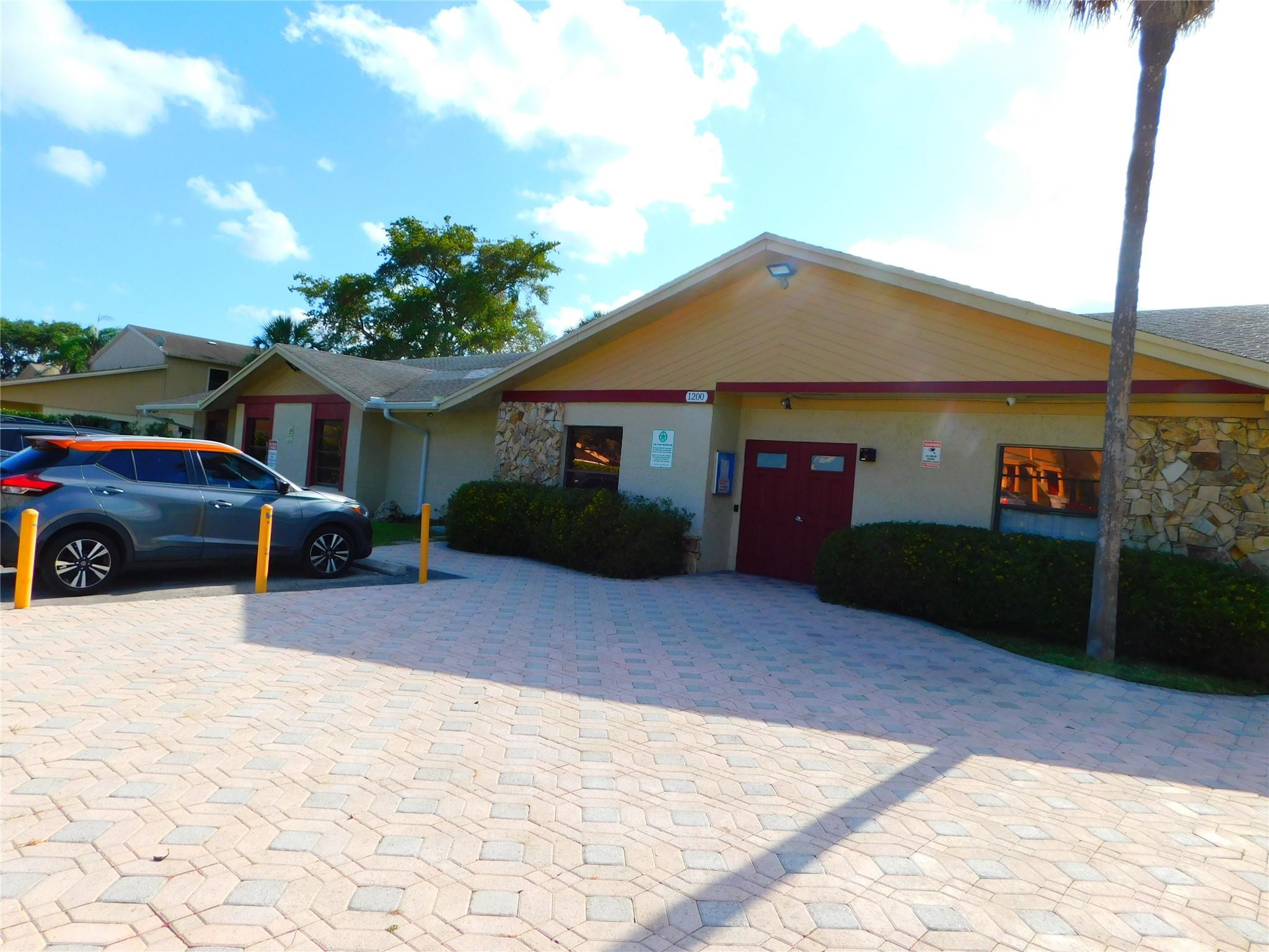 3370 Beau Rivage Drive, Unit 2A Pompano Beach, FL 33064 - Photo 34 of 40 Photo 33