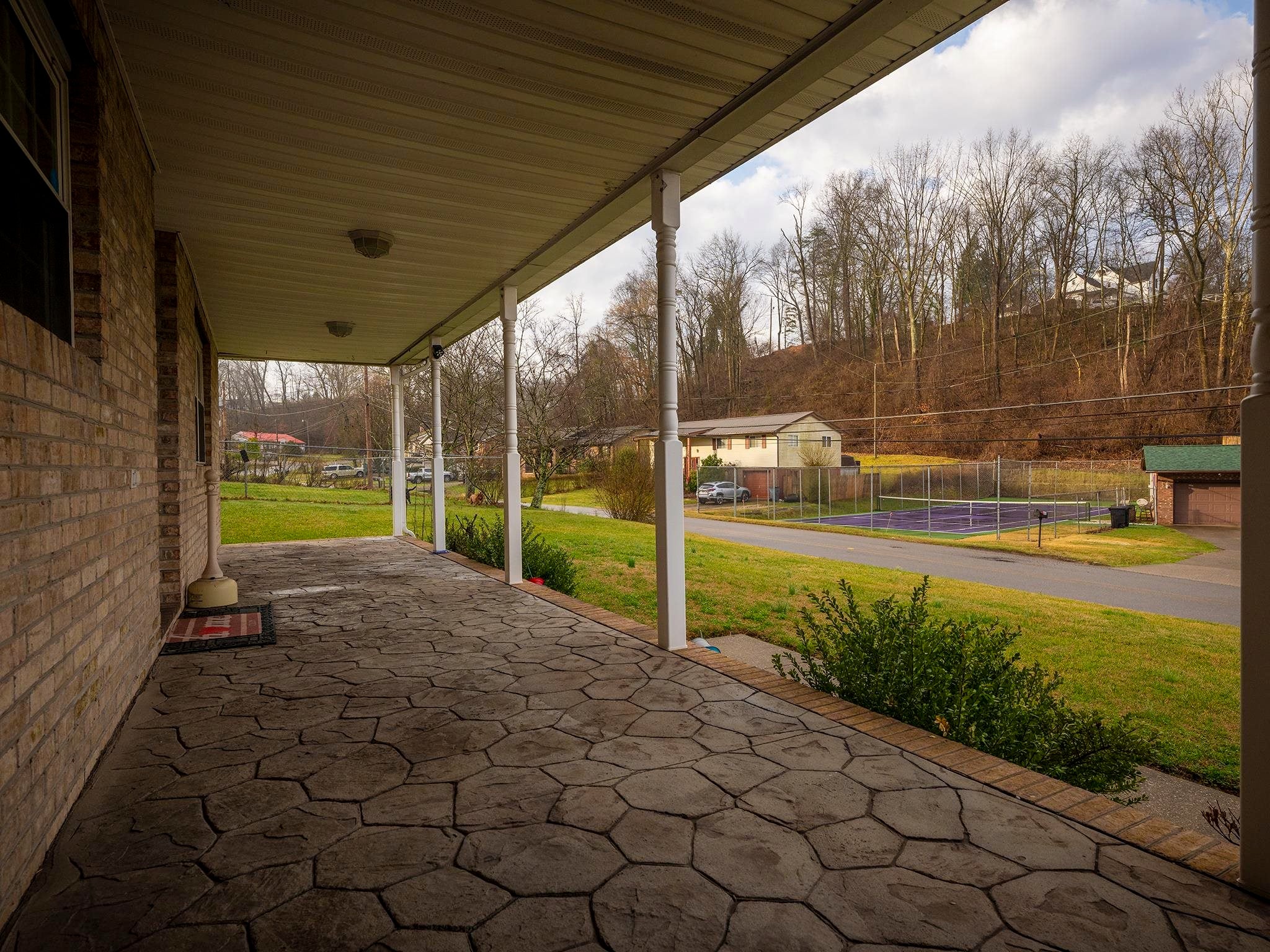 5978 Baker Road Huntington, WV 25705 - Photo 4 of 26 Gallery Image 4