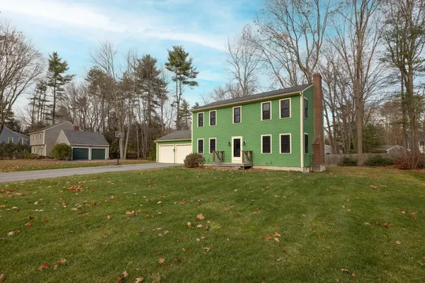 $555,000 | 8 River Bend Circle, Exeter, NH 03833