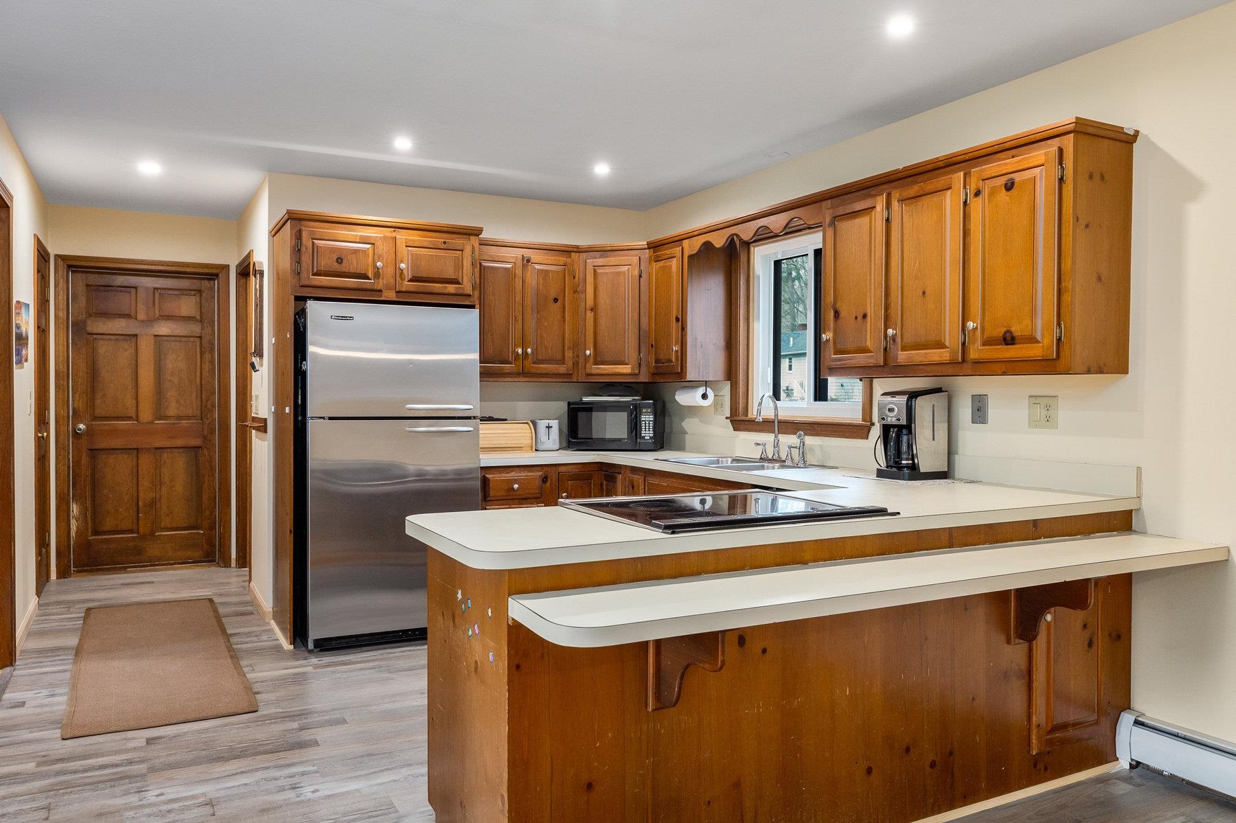 8 River Bend Circle Exeter, NH 03833 - Photo 3 of 34