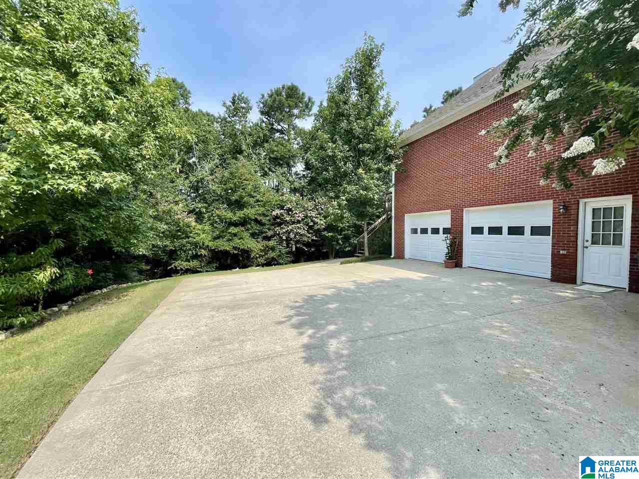 237 Grande View Lane Alabaster, AL 35114 - Photo 3 of 29