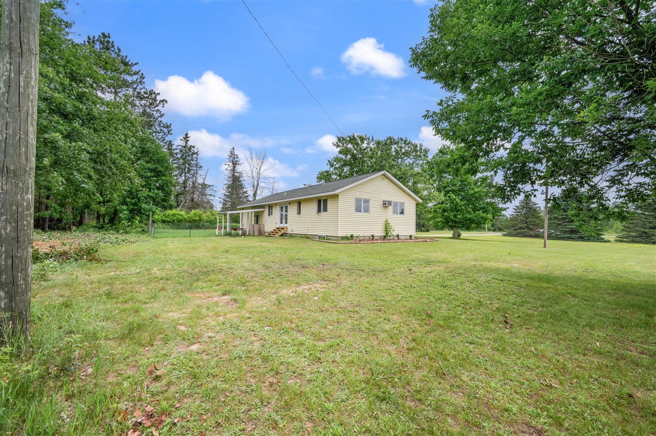 3522 South 37 Road Cadillac, MI 49601 - Photo 33 of 45