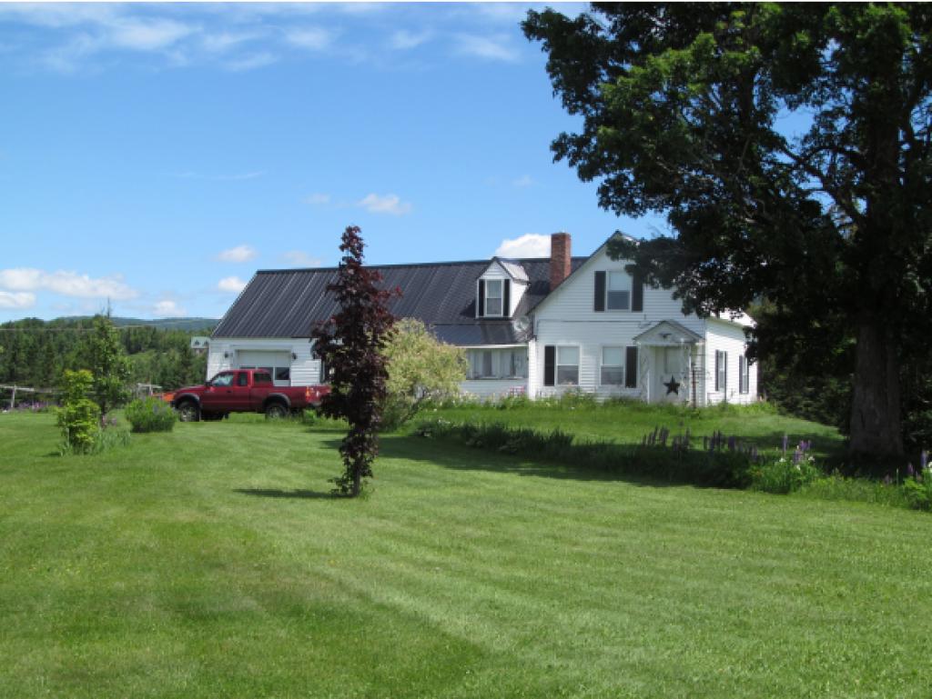918 Golf Links Road Colebrook, NH 03576 - Photo 3 of 24