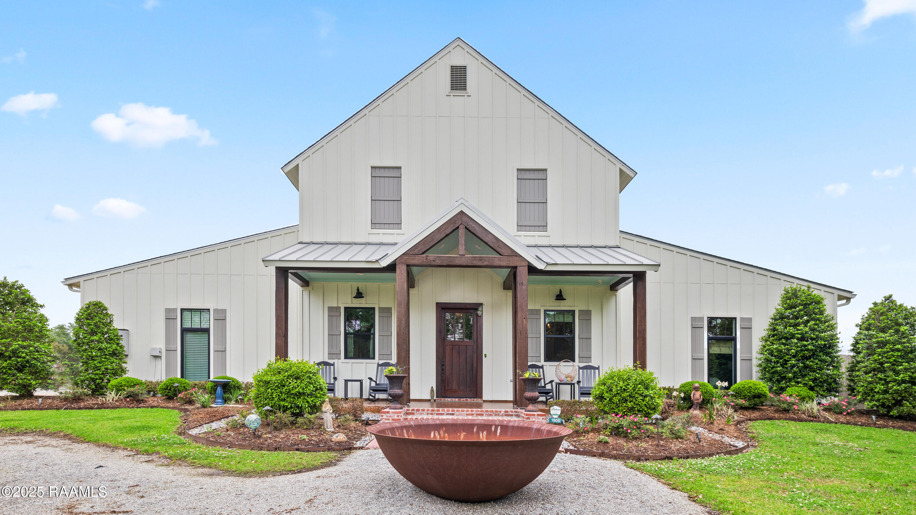 1900 Savoy Road Youngsville, LA 70592 - Photo 1 of 41 1900 Savoy-4