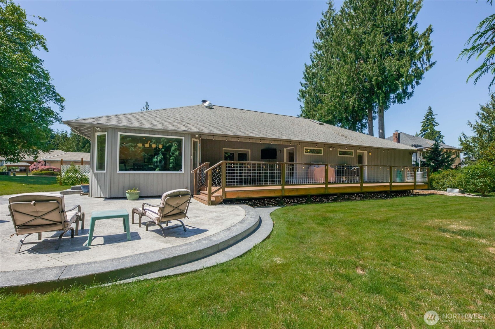 4225 Montgomery Place Mount Vernon, WA 98274 - Photo 2 of 40