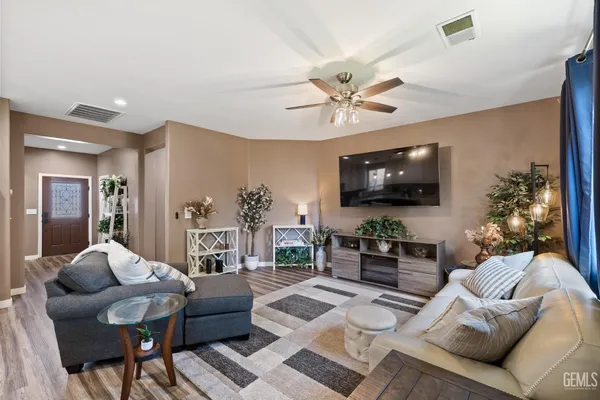 $435,000 | Undisclosed Address, Bakersfield, CA 93312