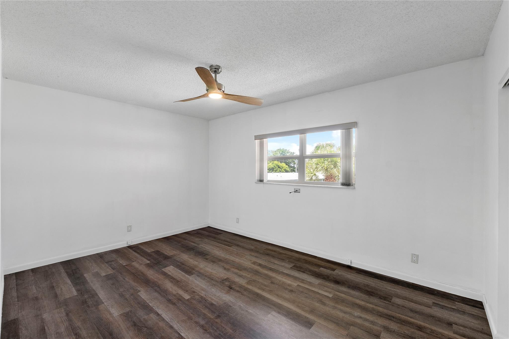 6751 Cypress Road, Unit 204 Plantation, FL 33317 - Photo 13 of 17 Photo 13