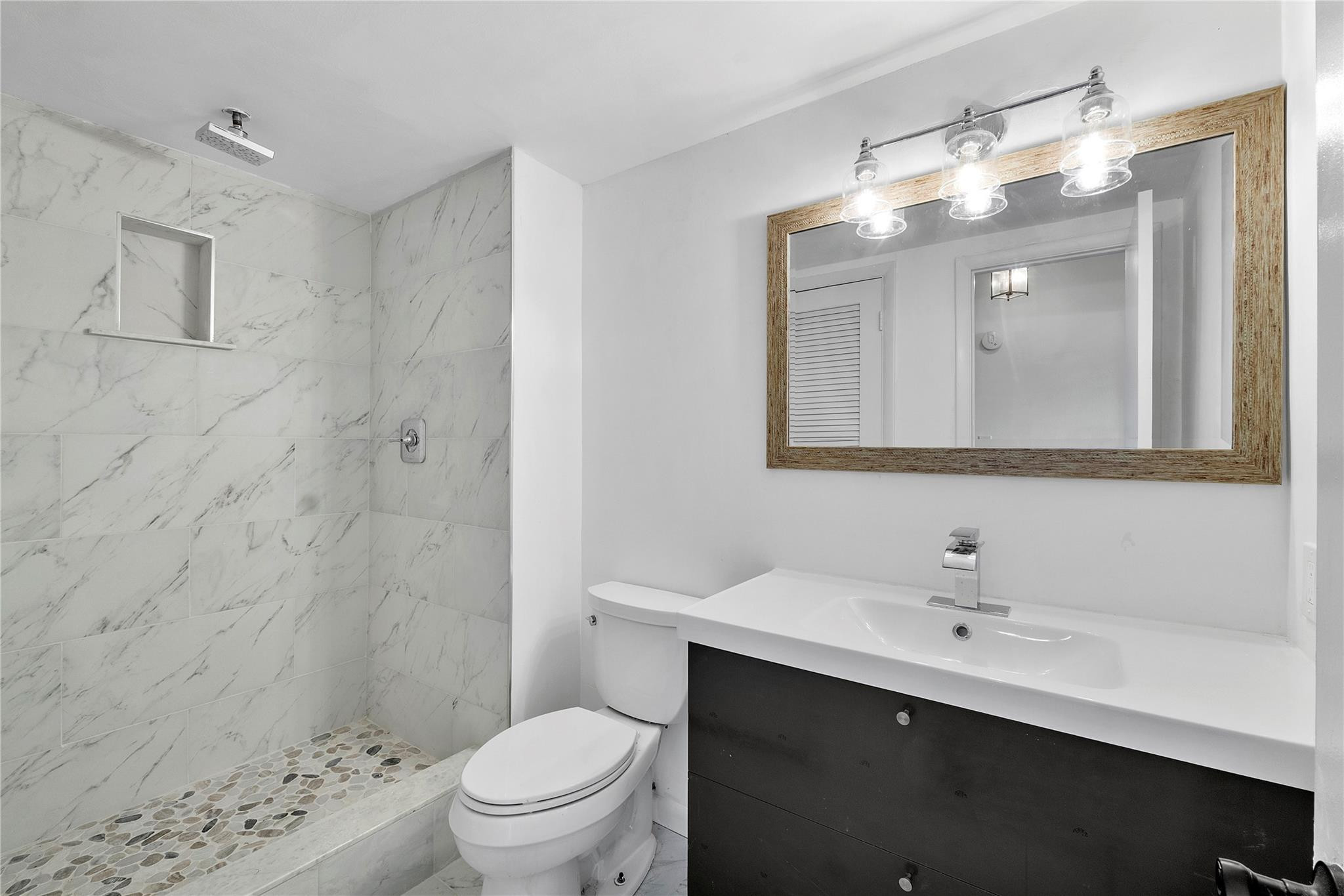 6751 Cypress Road, Unit 204 Plantation, FL 33317 - Photo 14 of 17 Photo 14