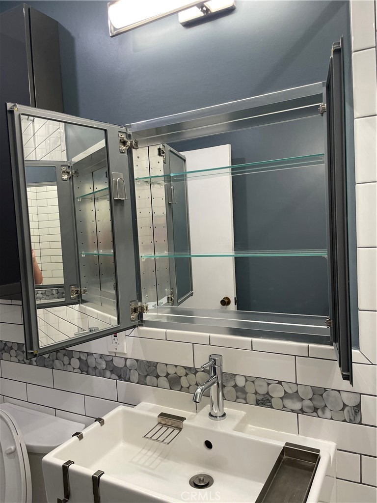 3309 East 8th Street, Unit B Los Angeles, CA 90023 - Photo 13 of 13