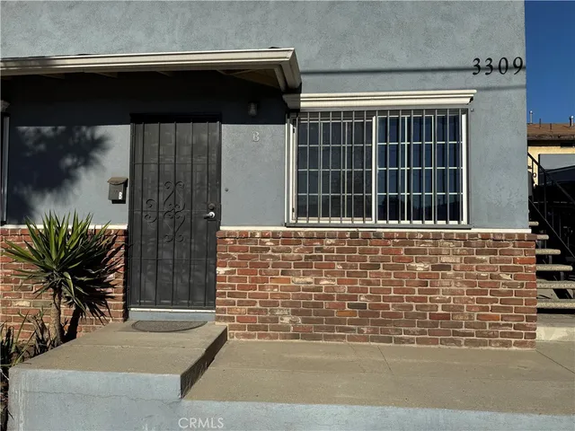 $2,200 | 3309 East 8th Street, Unit B, Los Angeles, CA 90023