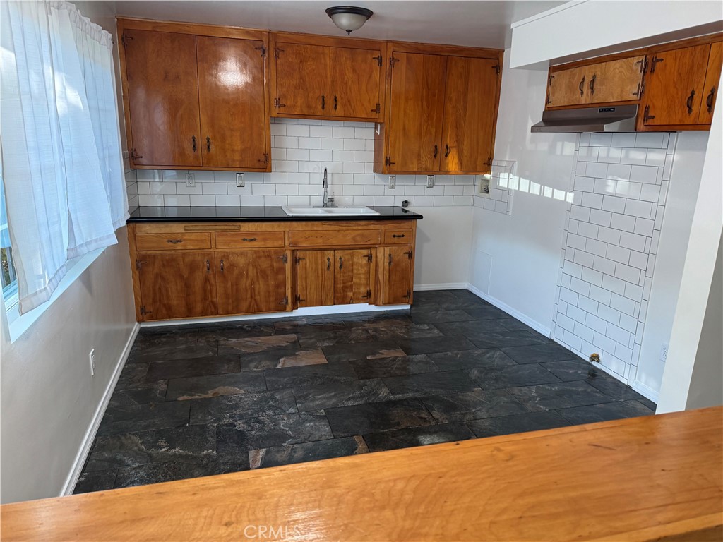 3309 East 8th Street, Unit B Los Angeles, CA 90023 - Photo 4 of 13