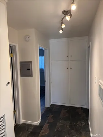 $2,200 | 3309 East 8th Street, Unit B, Los Angeles, CA 90023