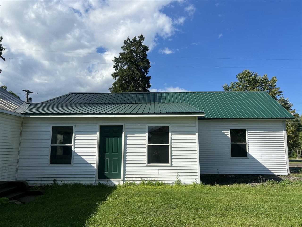 4048 Bankers Road Hillsdale, MI 49242 - Photo 1 of 47
