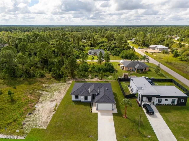 $305,000 | 1238 County Street East, Lehigh Acres, FL 33974