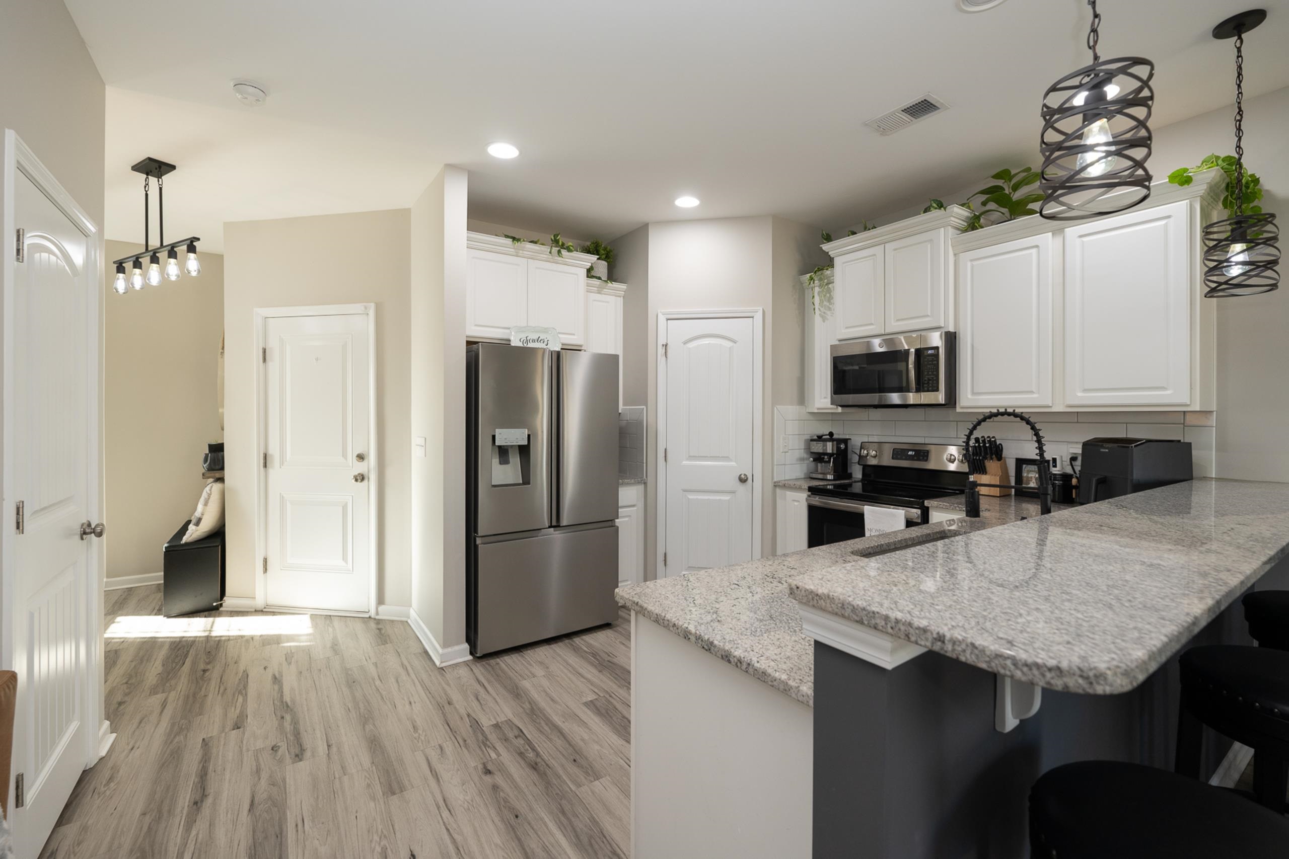 416 North Ivestor Court Inman, SC 29349 - Photo 8 of 34