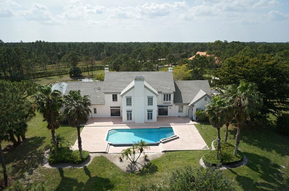 19101 Southeast Crosswinds Road Jupiter, FL 33478 - Photo 4 of 16 back elevation 19101.jpg