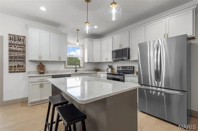 $539,900 | 4 Ashley Lane, Hawk Point, MO 63349