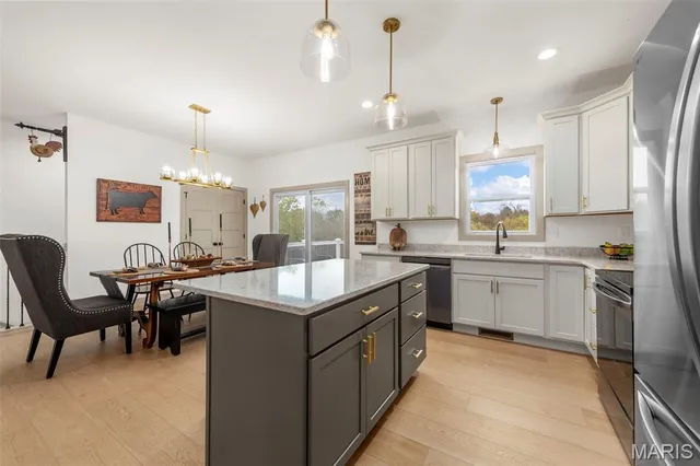 $539,900 | 4 Ashley Lane, Hawk Point, MO 63349