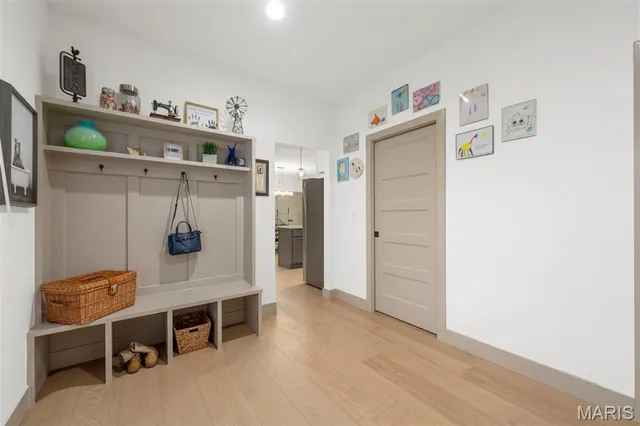 $539,900 | 4 Ashley Lane, Hawk Point, MO 63349