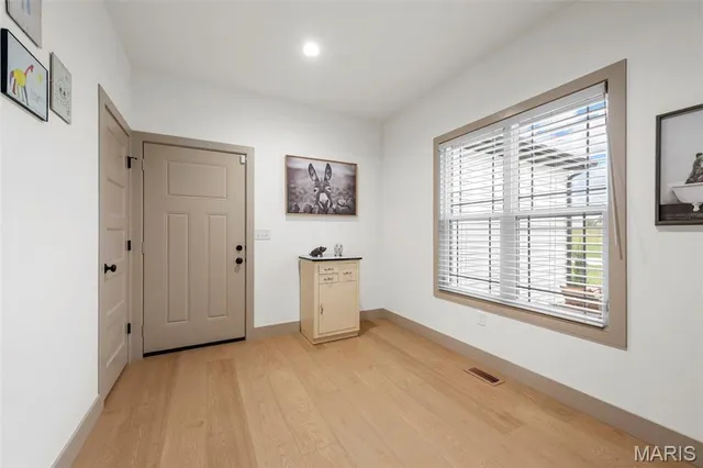 $539,900 | 4 Ashley Lane, Hawk Point, MO 63349