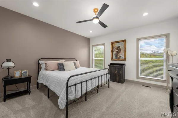 $499,000 | 4 Ashley Lane, Hawk Point, MO 63349