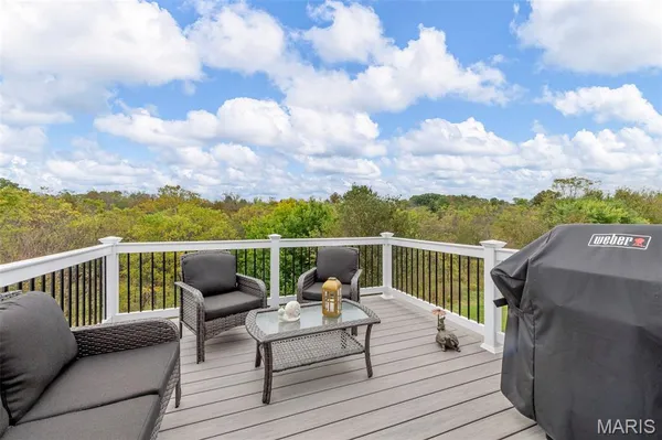 $499,000 | 4 Ashley Lane, Hawk Point, MO 63349