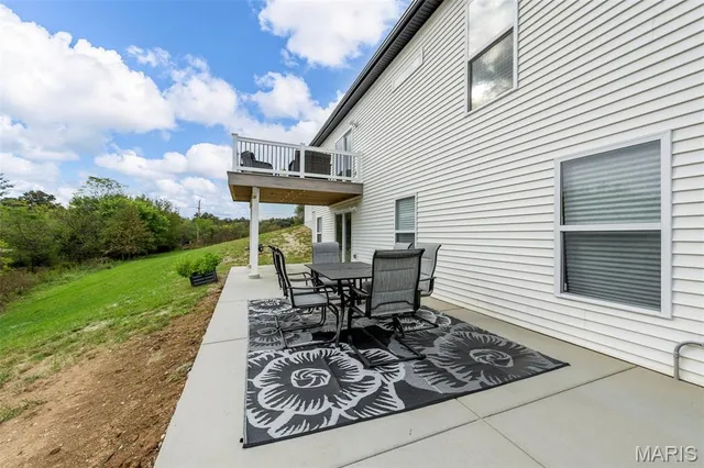 $539,900 | 4 Ashley Lane, Hawk Point, MO 63349