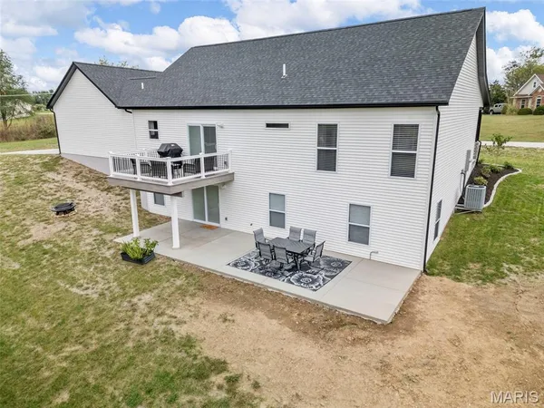 $499,000 | 4 Ashley Lane, Hawk Point, MO 63349