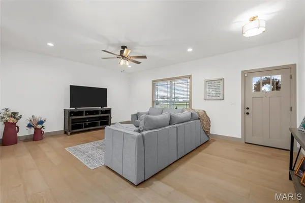 $499,000 | 4 Ashley Lane, Hawk Point, MO 63349